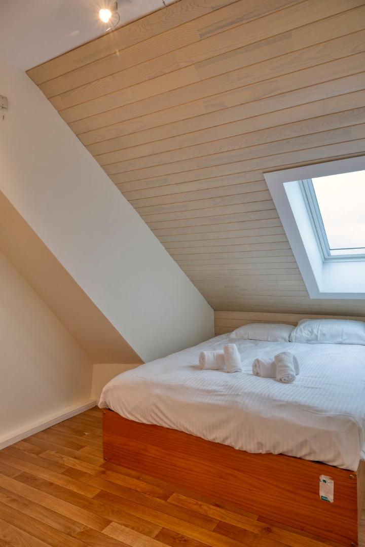 Photo 6 : Spacious duplex with beautiful view near the sea