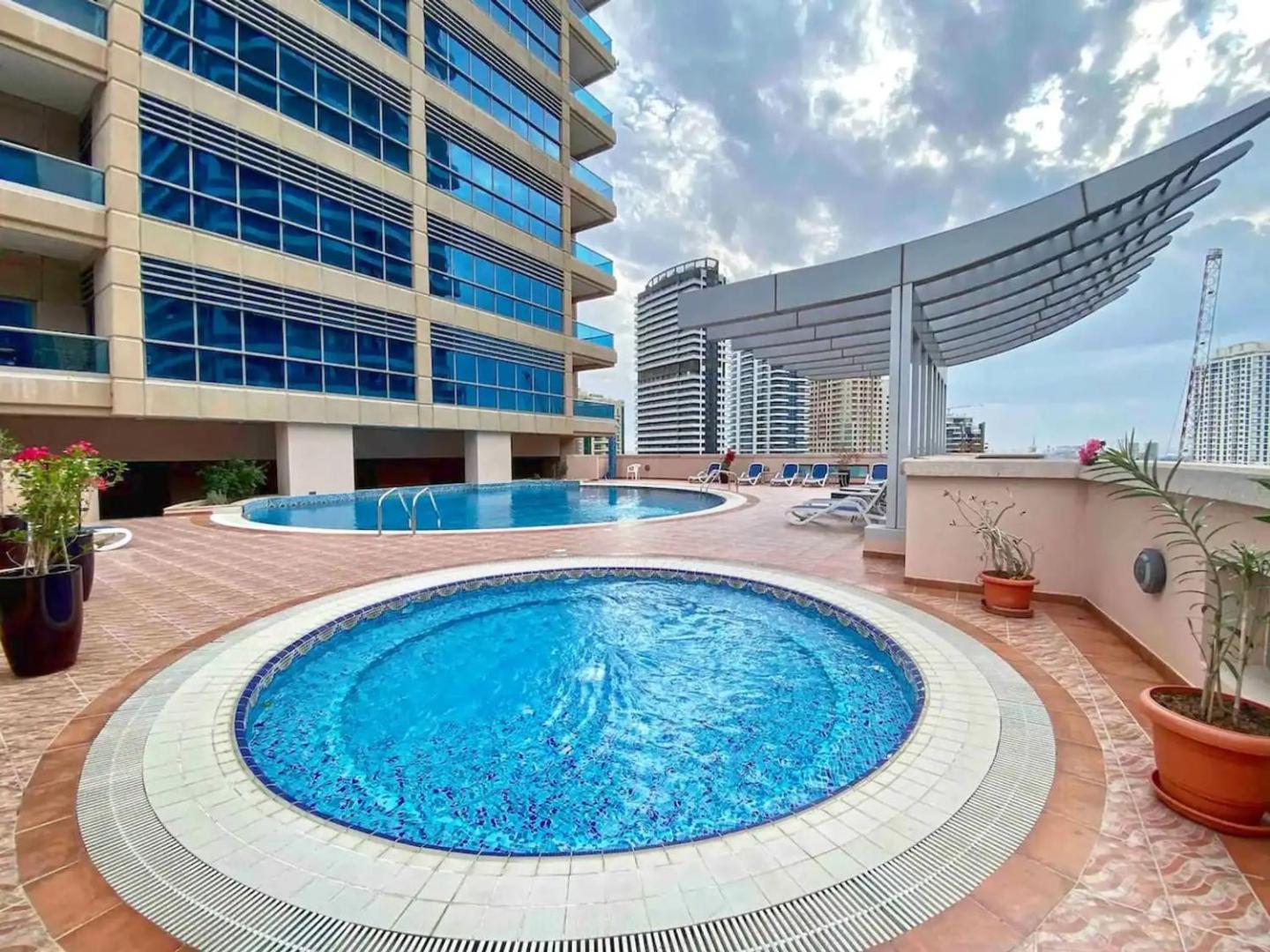 Photo 4 : Studio in Dubai Marina by beach & Metro - Z313