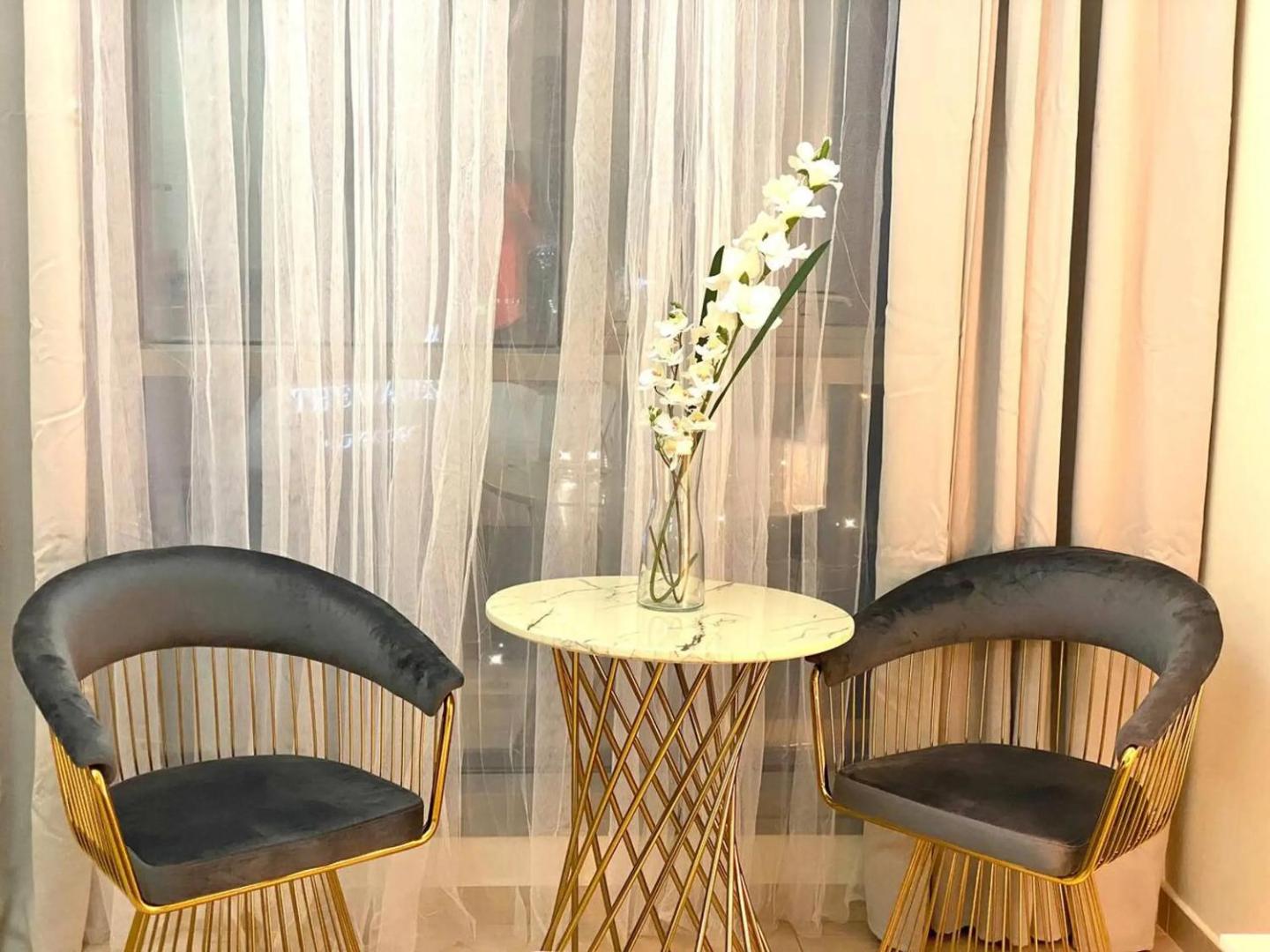 Photo 5 : Studio in Dubai Marina by beach & Metro - Z313