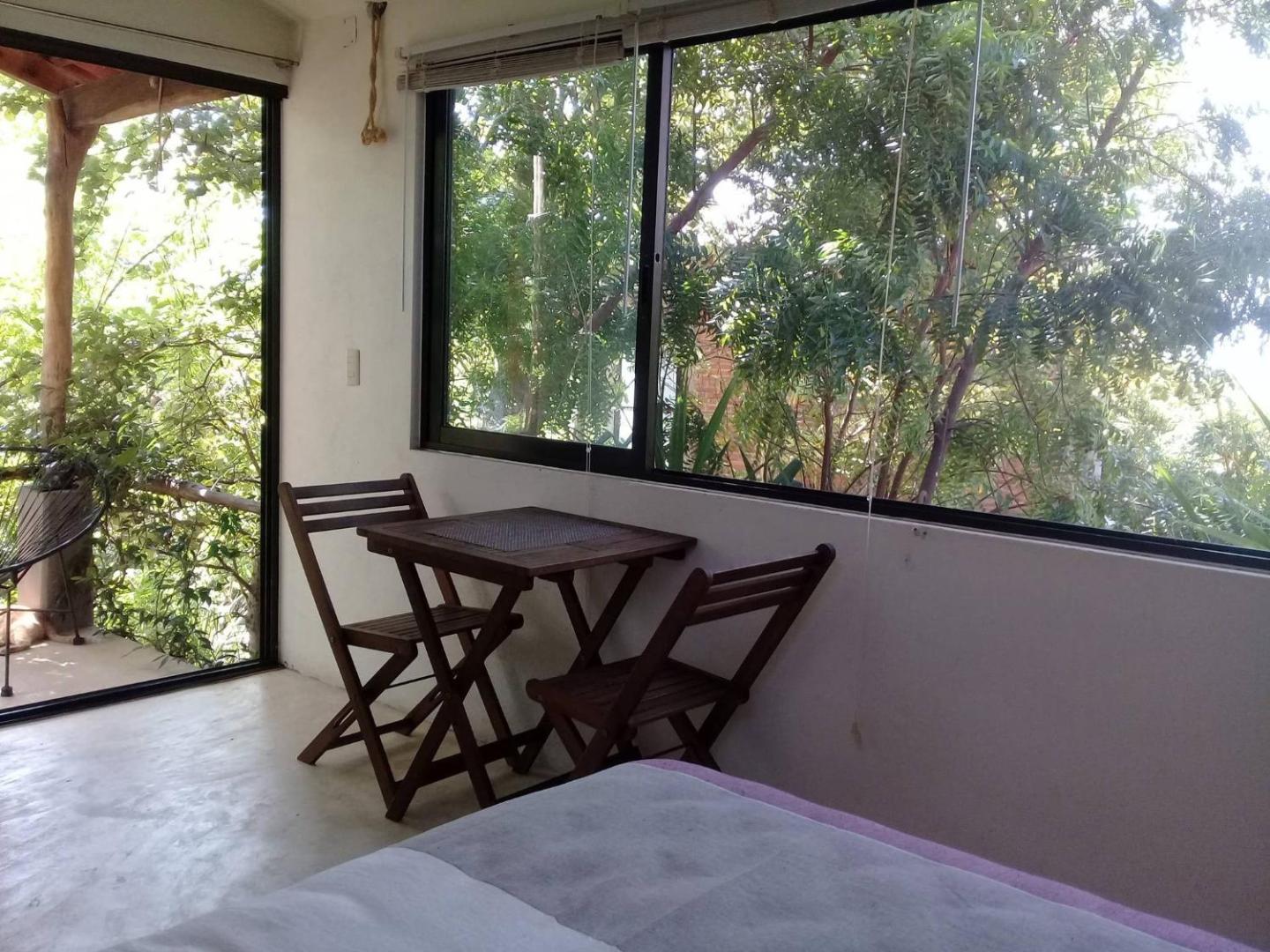 Foto 4: Double Bed, Queen size, small kitchen, terrace, wi fi air condition quiet