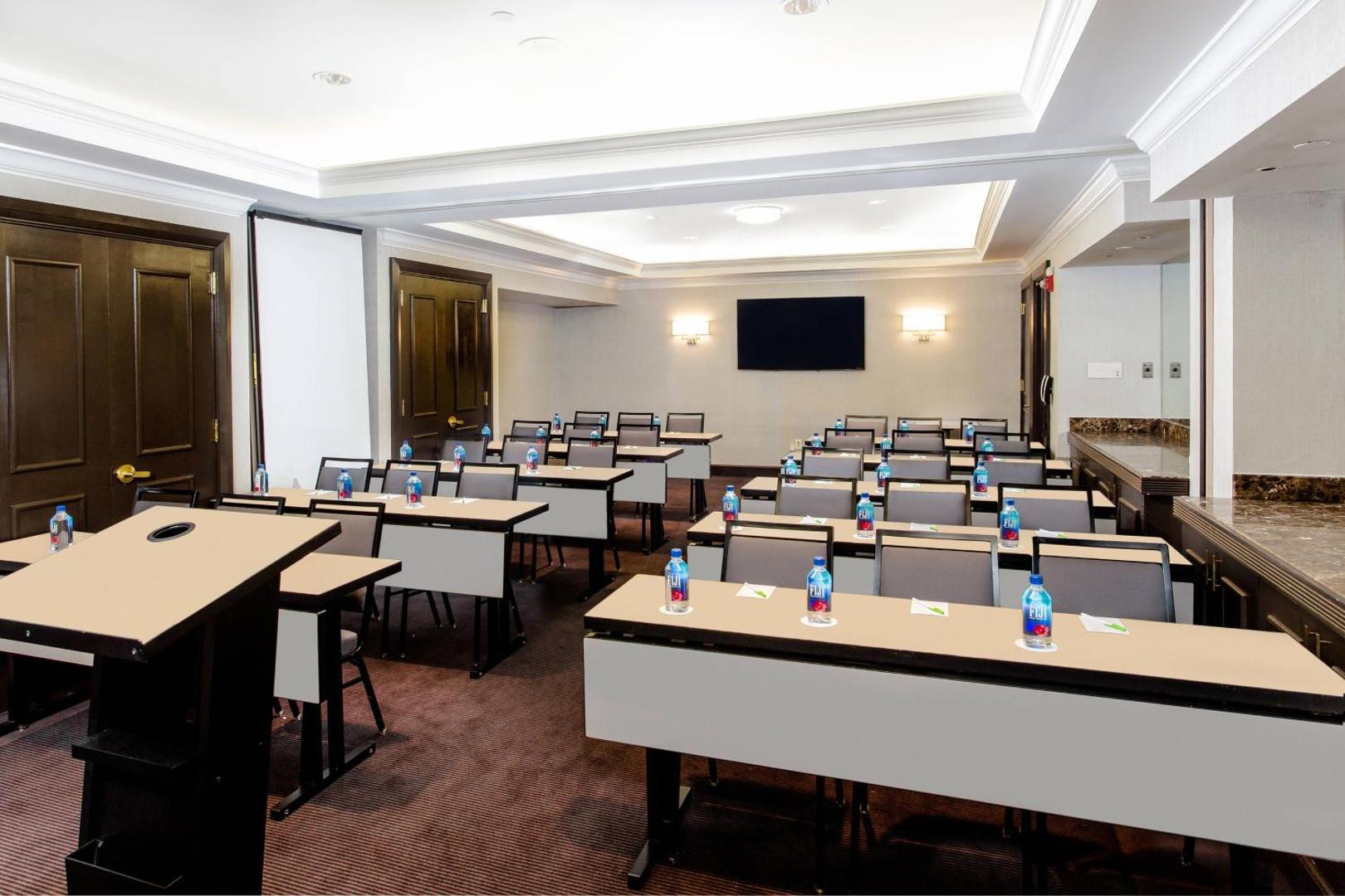 Foto 7: Courtyard by Marriott New York JFK Airport