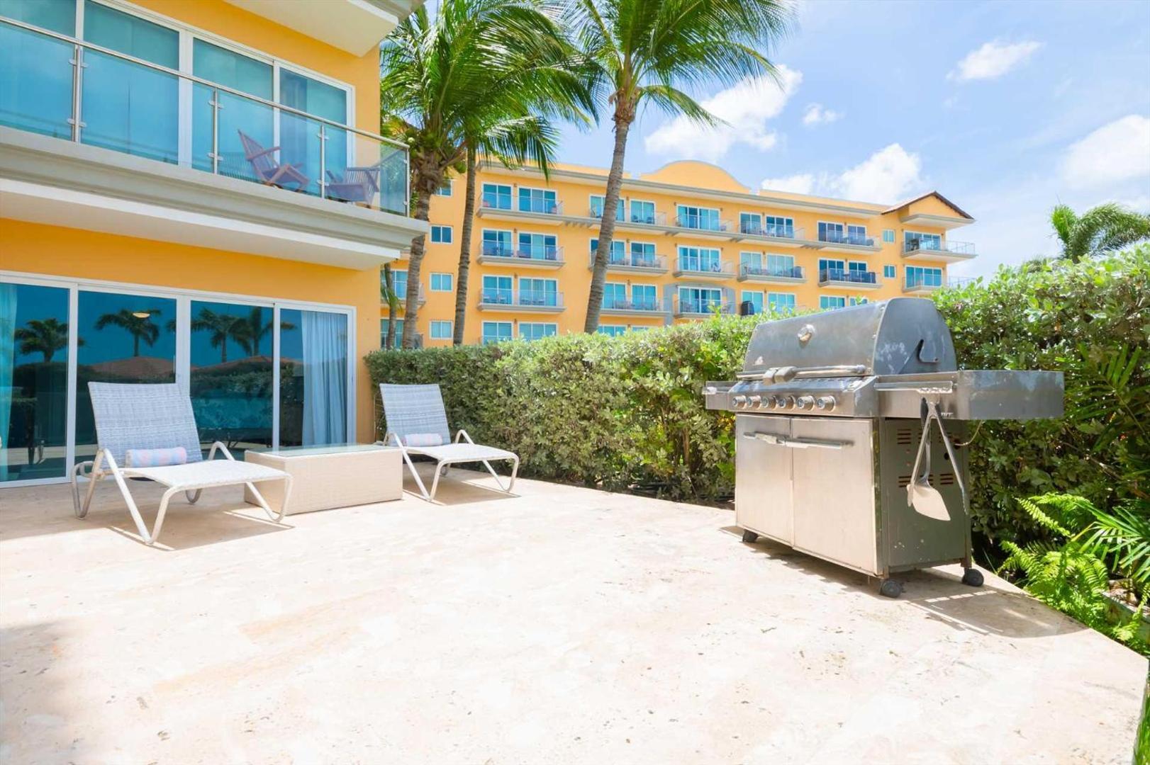 Foto 5: Beachfront - Garden Delight 2BR condo - E125-2