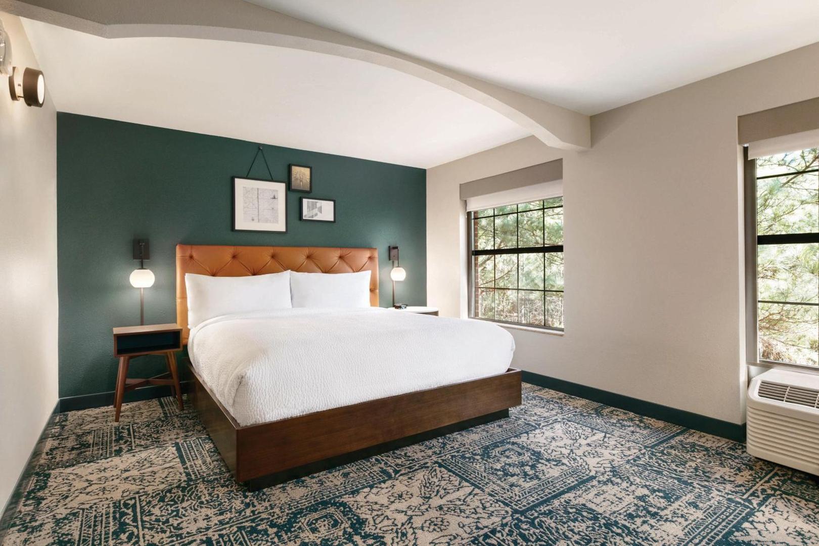 Bilde 9: Four Points by Sheraton Raleigh Arena