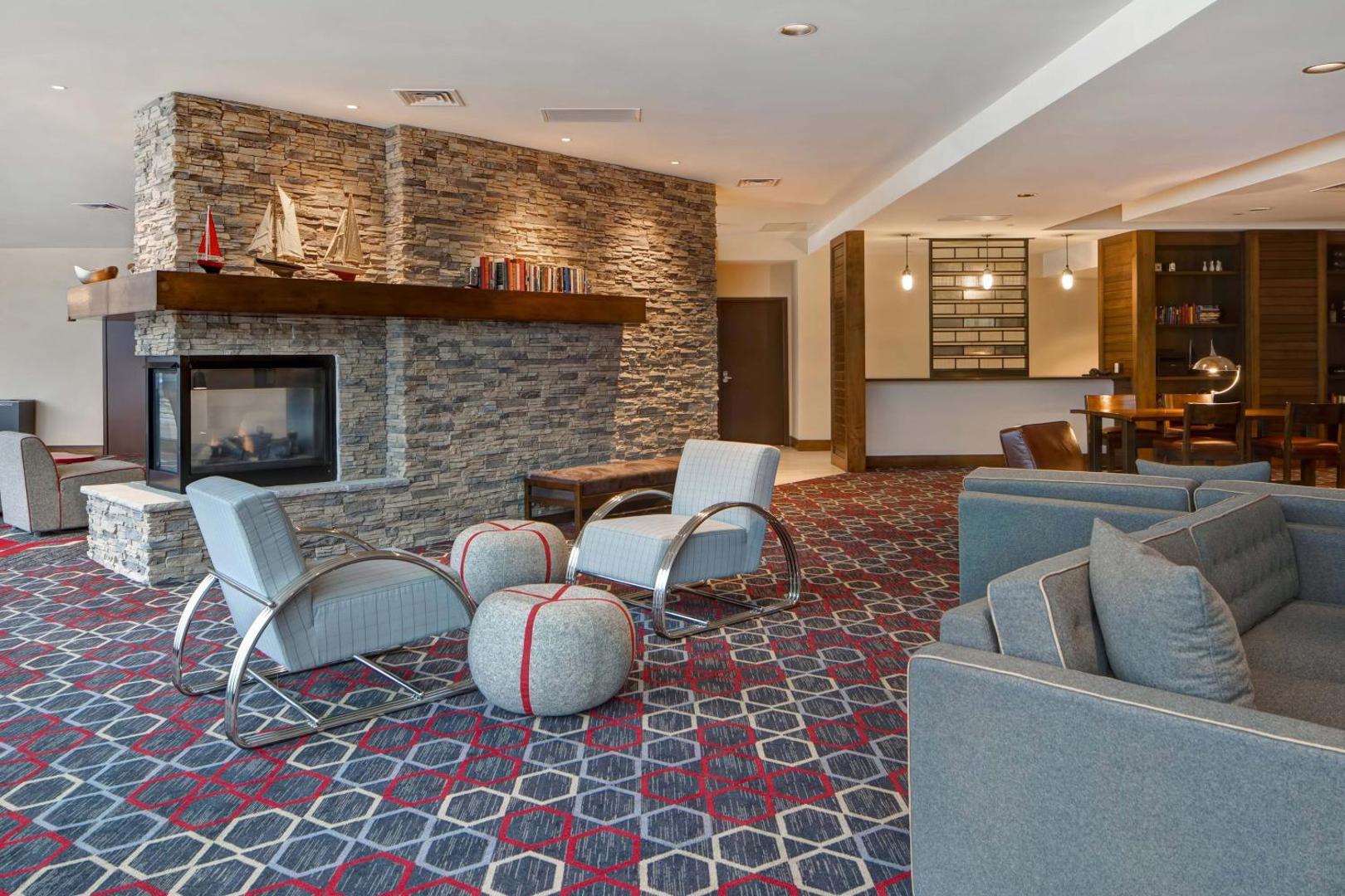 Foto 9: Four Points by Sheraton Peoria