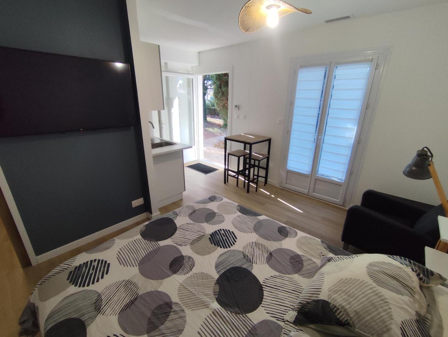 Fotografie 10: Studio with garden and pool, easy Nîmes access