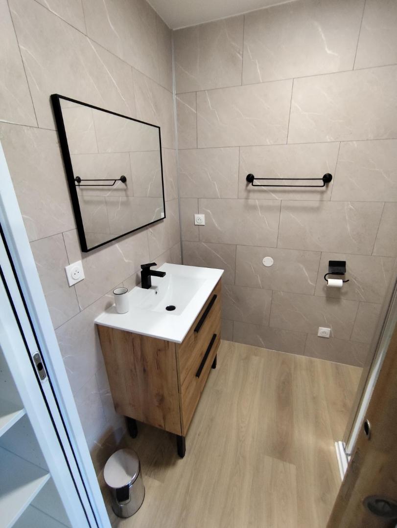 Fotografie 6: Studio with garden and pool, easy Nîmes access