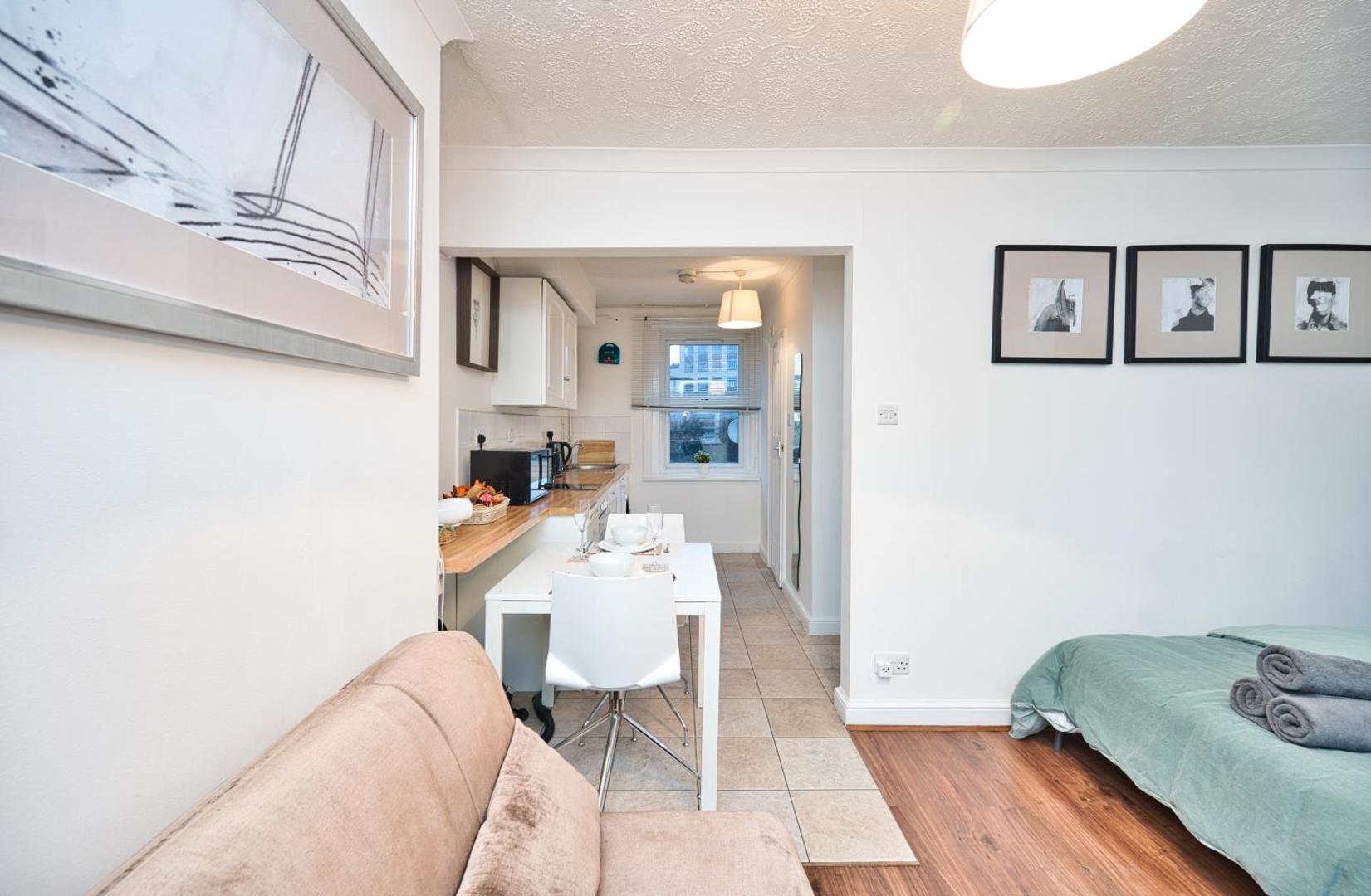 Foto 10: Hackney Road, London E2 - Studio Apartment for 3