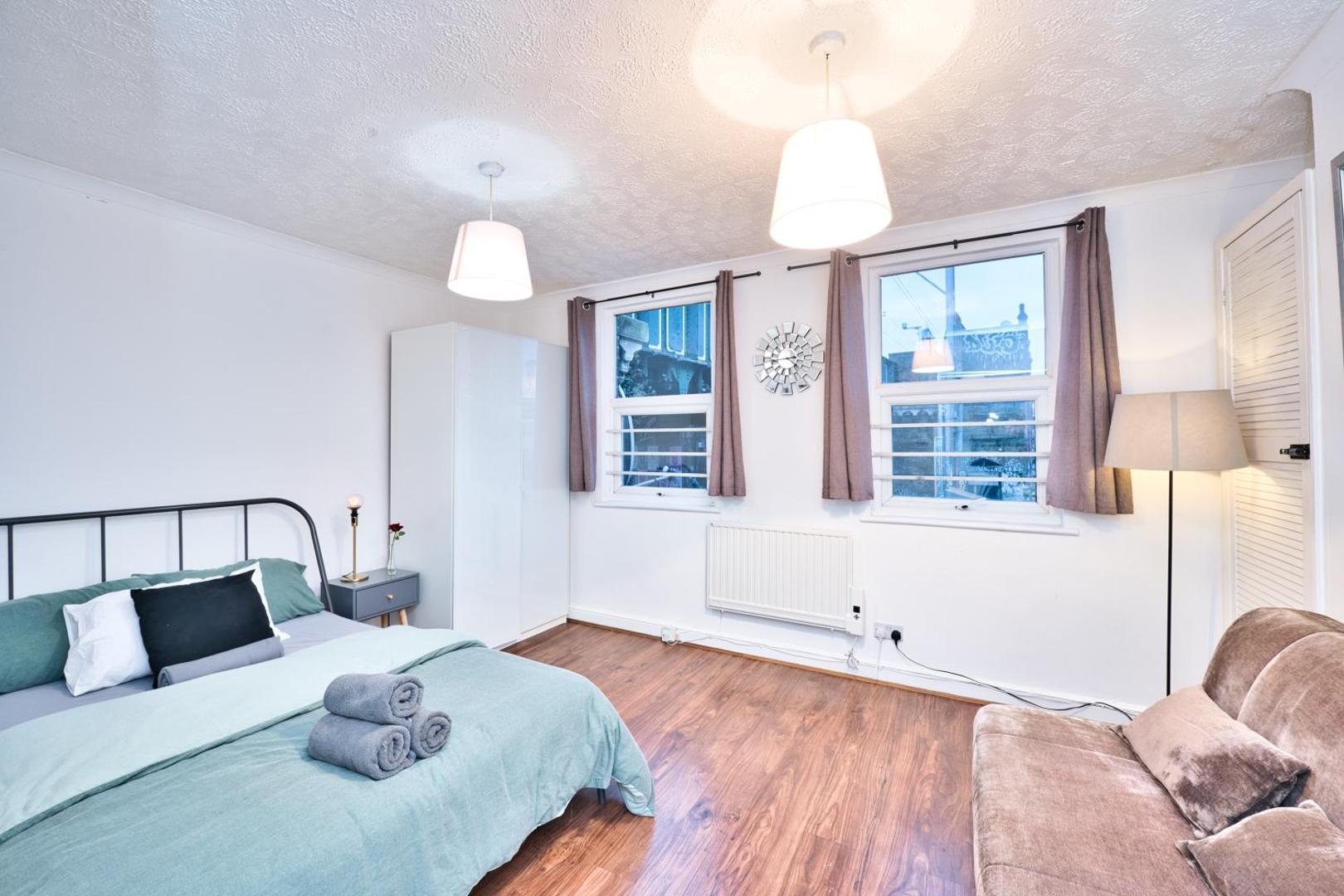 Foto 3: Hackney Road, London E2 - Studio Apartment for 3