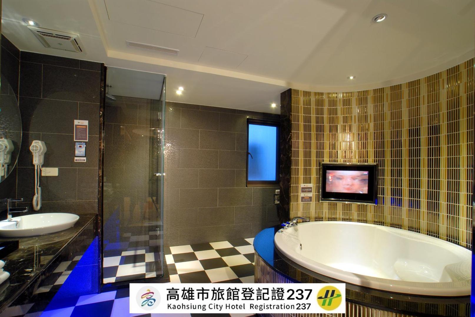 薇風情汽車旅館 - 自由館の写真4
