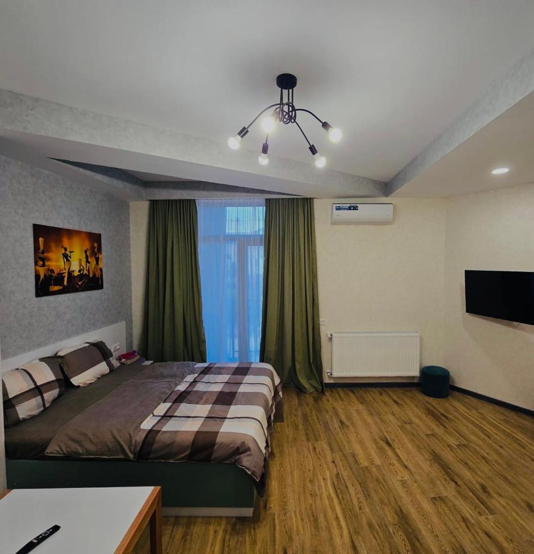 Fotografie 2: studio in new apartment building