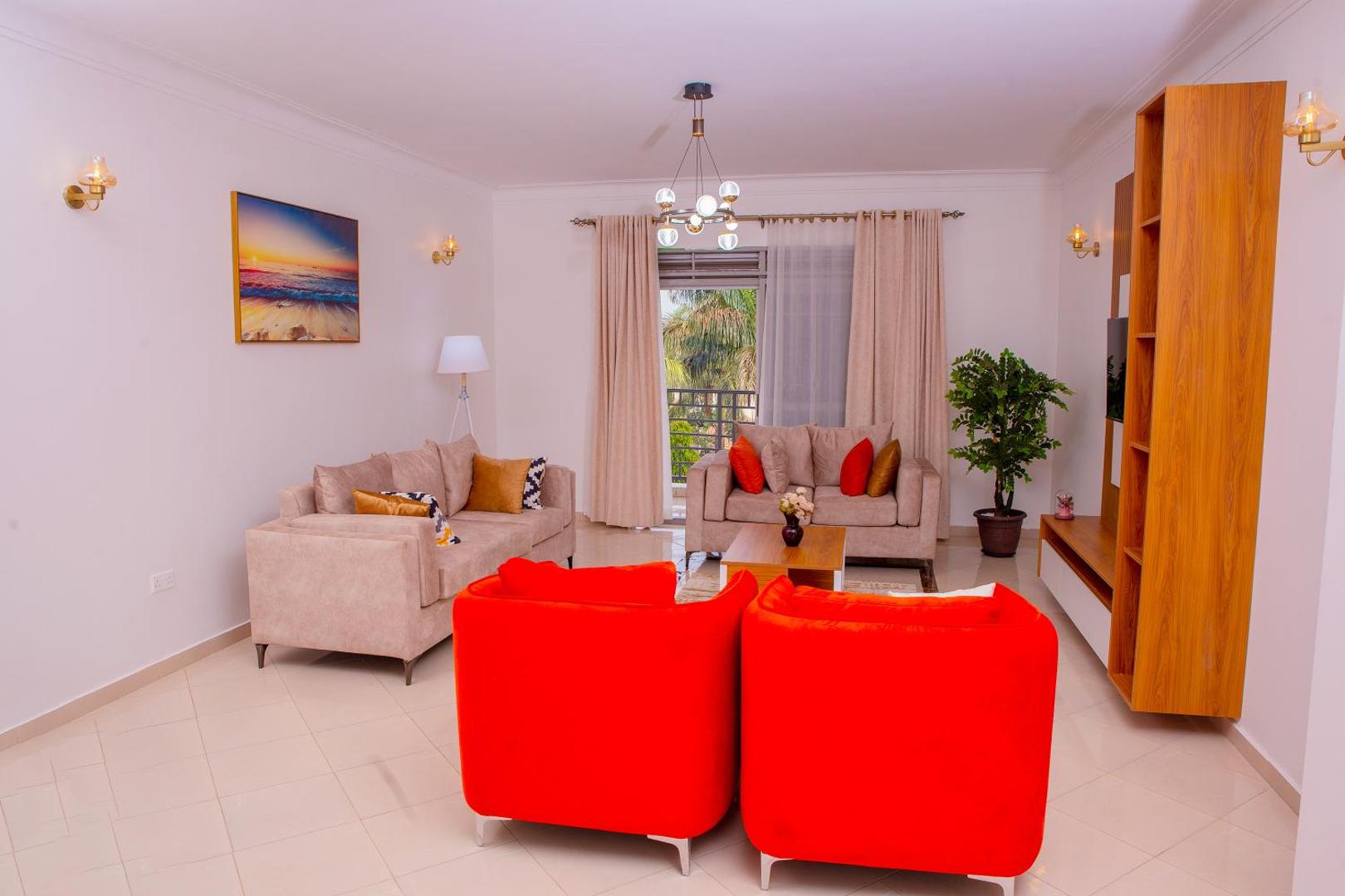 Foto 3: Spacious & Quiet 2BR Apt with Wi-Fi Buwate Mall