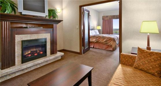 Foto 8: Ramada by Wyndham Camrose
