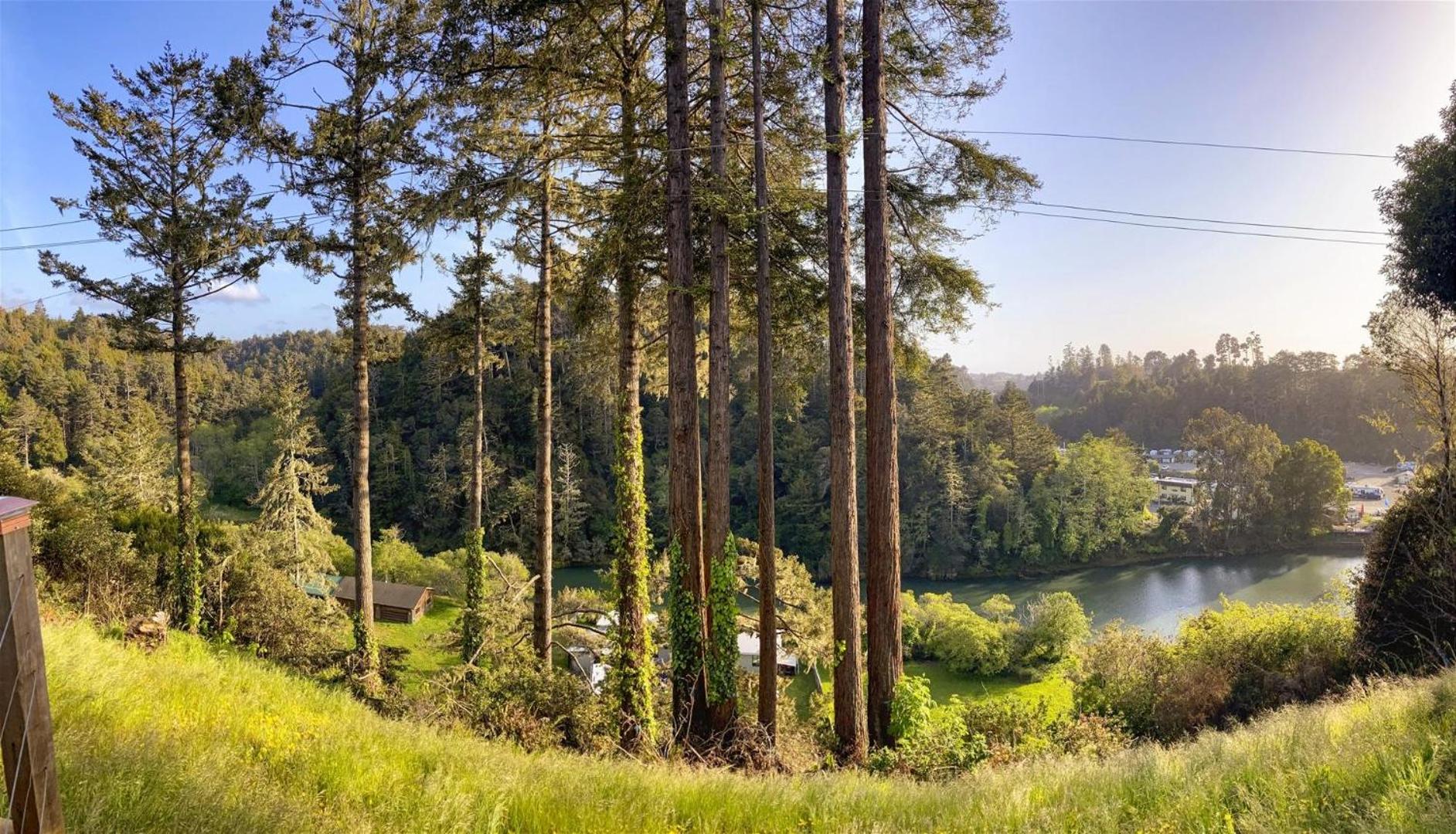 Foto 6: A - Riverview