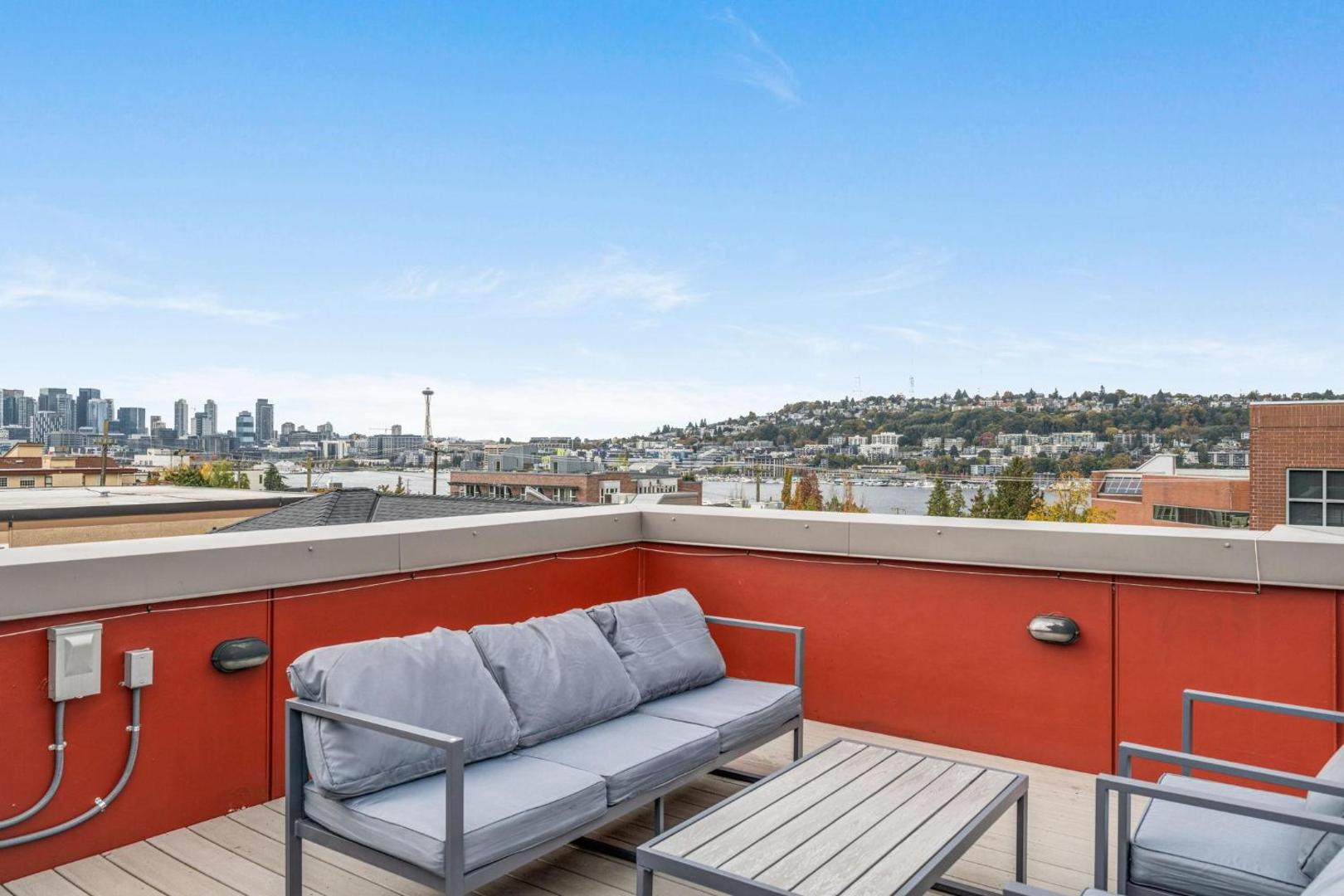 Photo 4 : Perch - View on Franklin