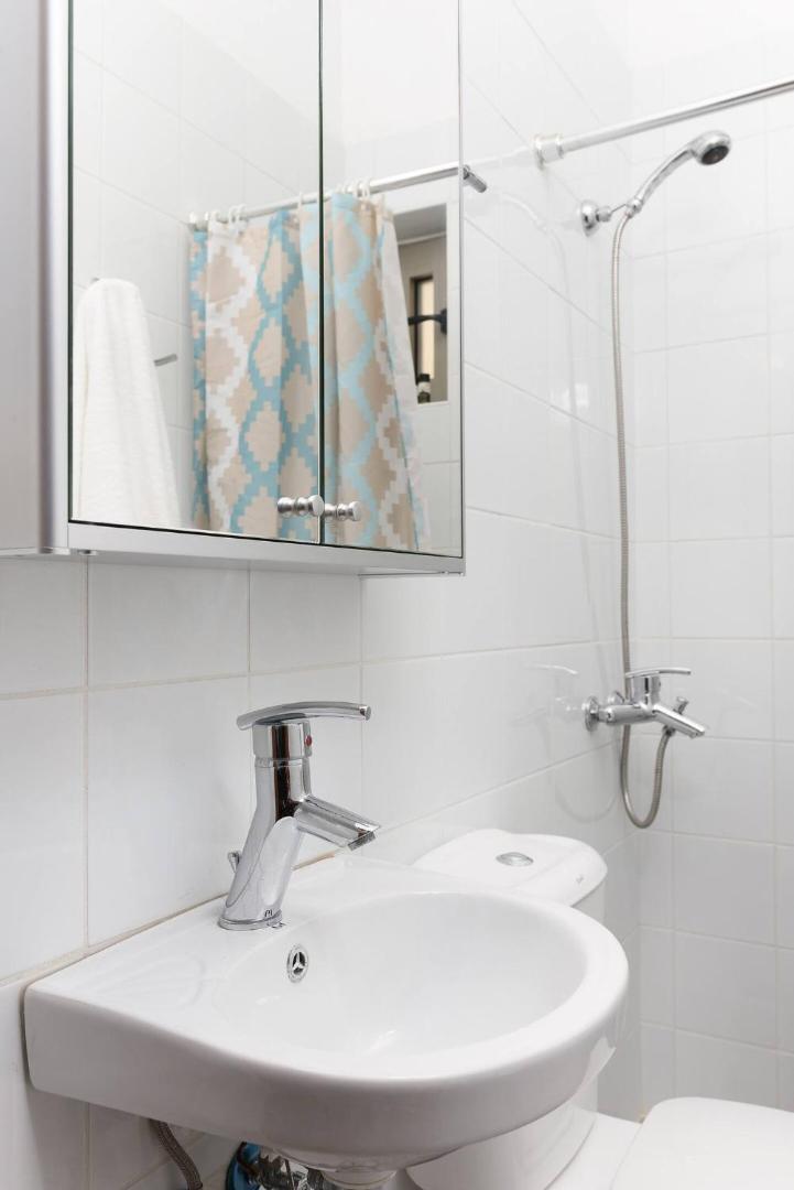 Kuva 8: Sofia Apartment, With Sea & Mountain View
