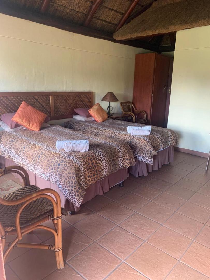 Foto 2: Rustic Fields Lodge & Venue