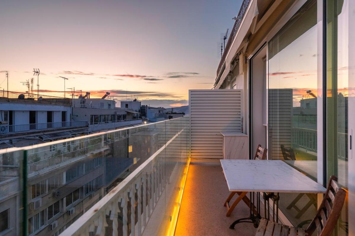 Foto 4: Sofokleous suite with Acropolis stunning view