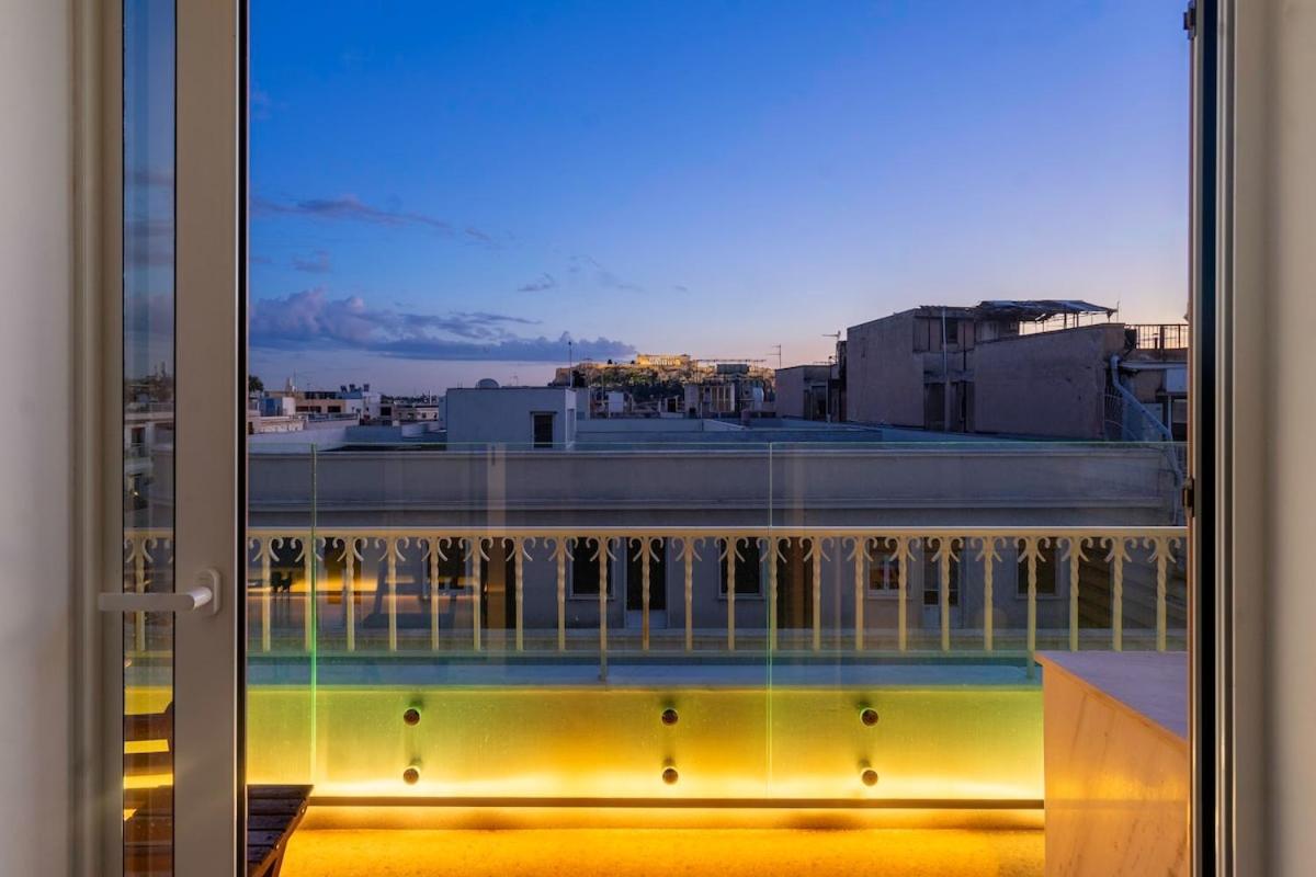 Foto 8: Sofokleous suite with Acropolis stunning view