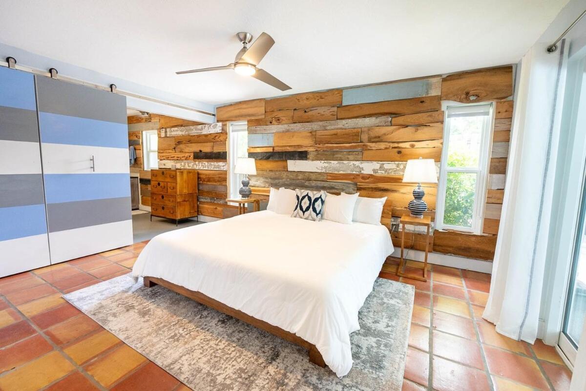 Foto 6: Enchanted & peaceful Oasis 10 min away from one of the most beautiful beaches in the World Siesta key