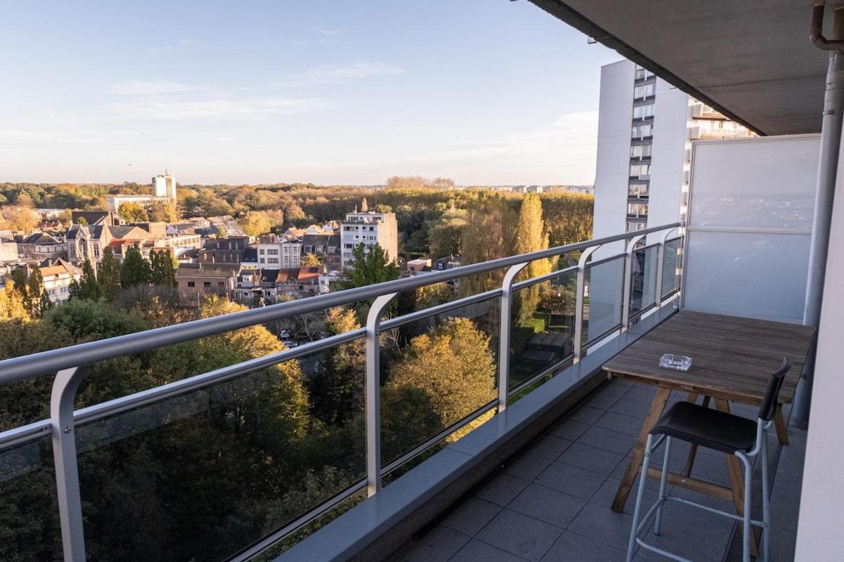 Foto 8: Jacuzzi & free parking at Andries Place