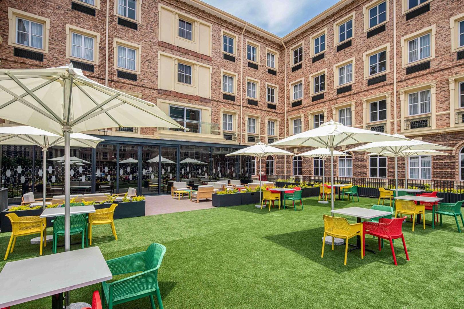Fotografia 5: Hampton By Hilton Sandton Grayston