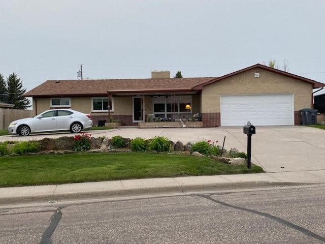 Foto 7: Comfortable & Spacious 3BR Home in Cheyenne home