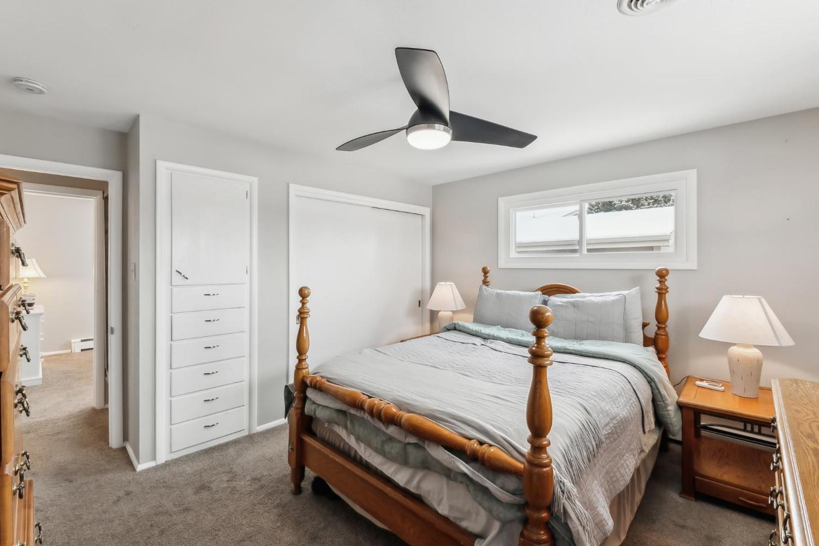 Foto 10: Comfortable & Spacious 3BR Home in Cheyenne home