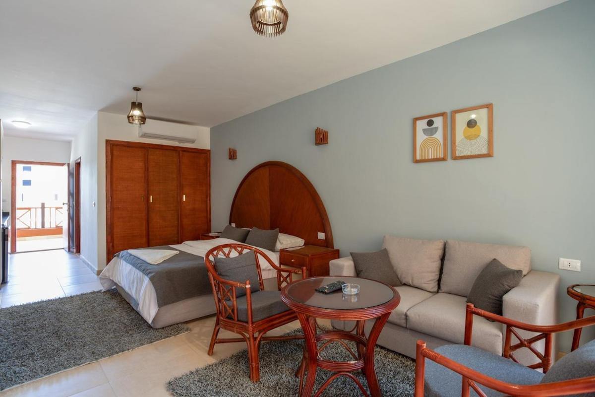 Studio in a touristic area - Al mamsha photo 8