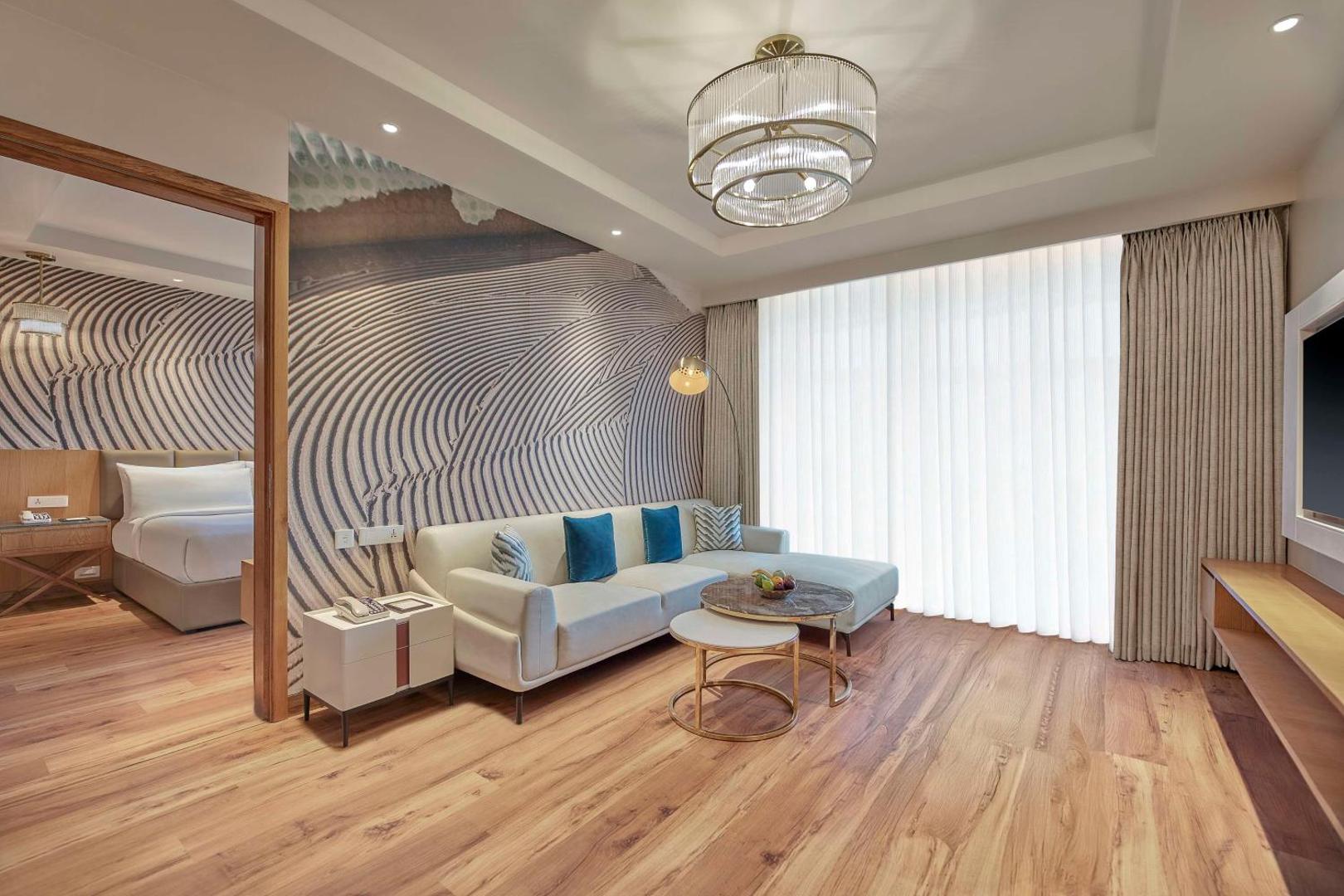 Doubletree By Hilton Varanasi photo 9