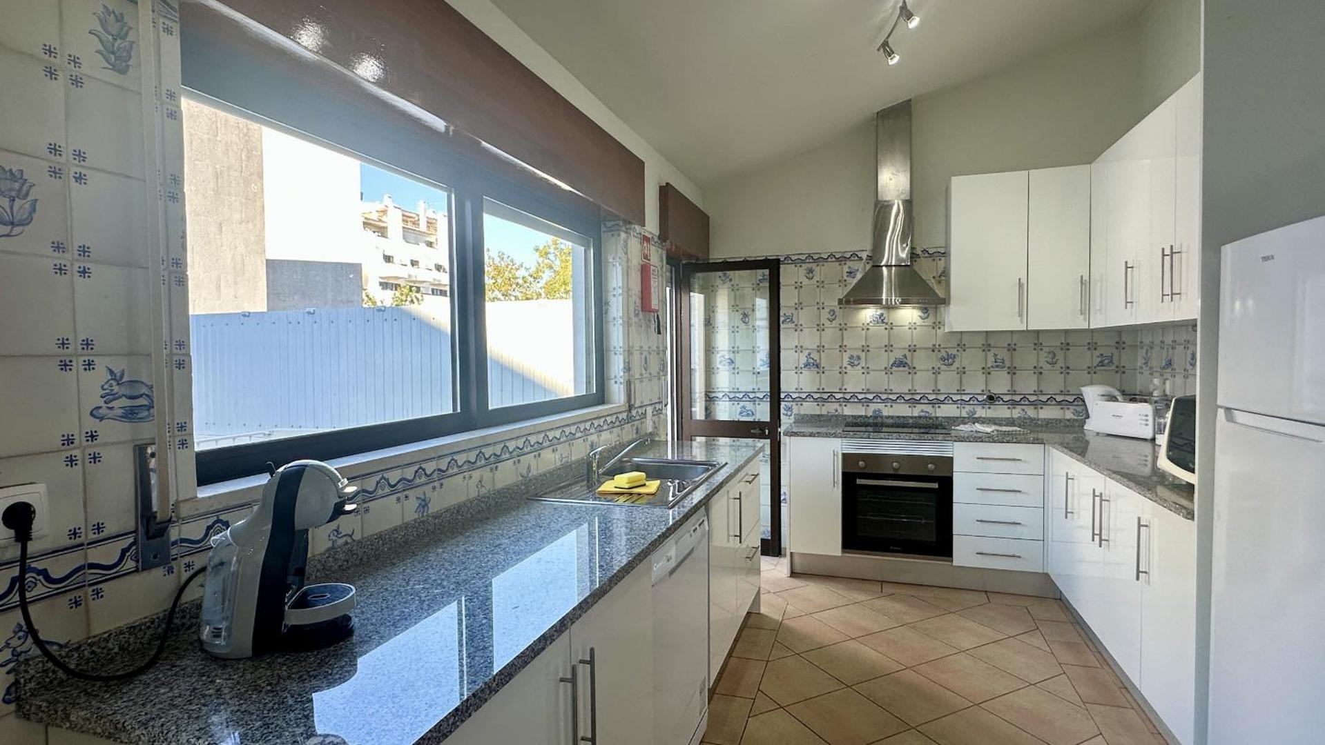 Kuva 6: Vilanova - Shared Pool - 12 Guests - Albufeira