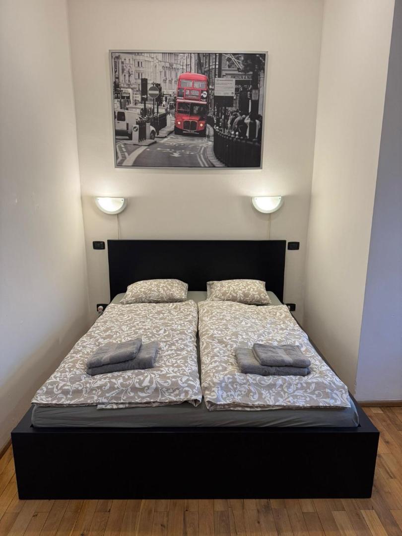 Zdjęcie 6: Studio - Sleeps 2 -Smoking on balcony - Pets -Wifi