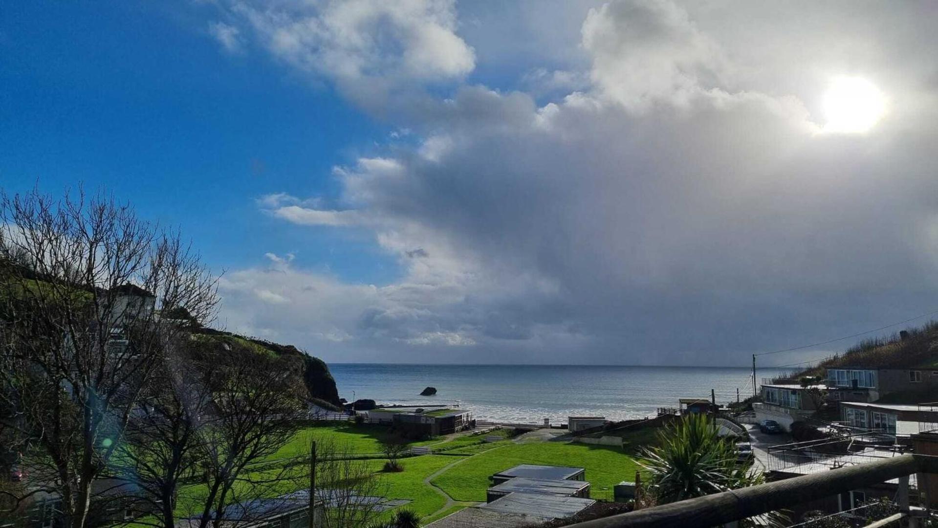 Billede 3: May View - Luxury Sea View Apartment - Millendreath, Looe