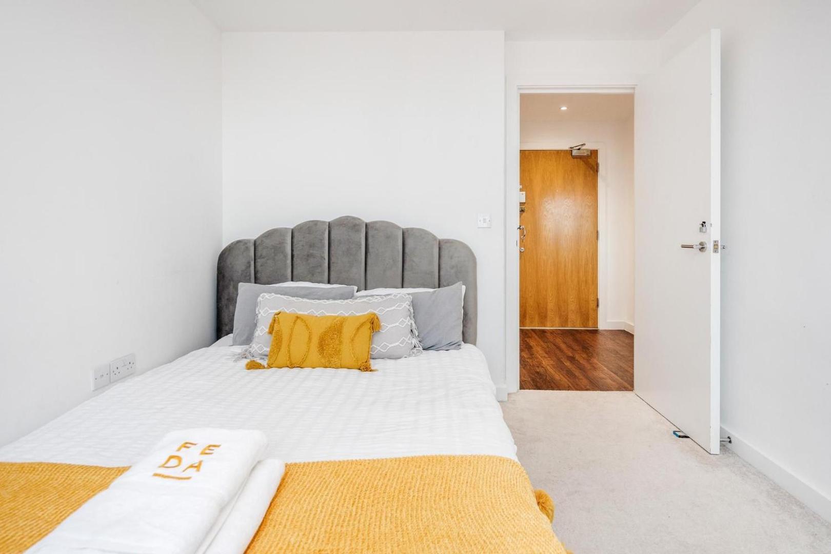 Billede 6: Basildon - 2-Bed - Sleeps 5 - Near Train Station