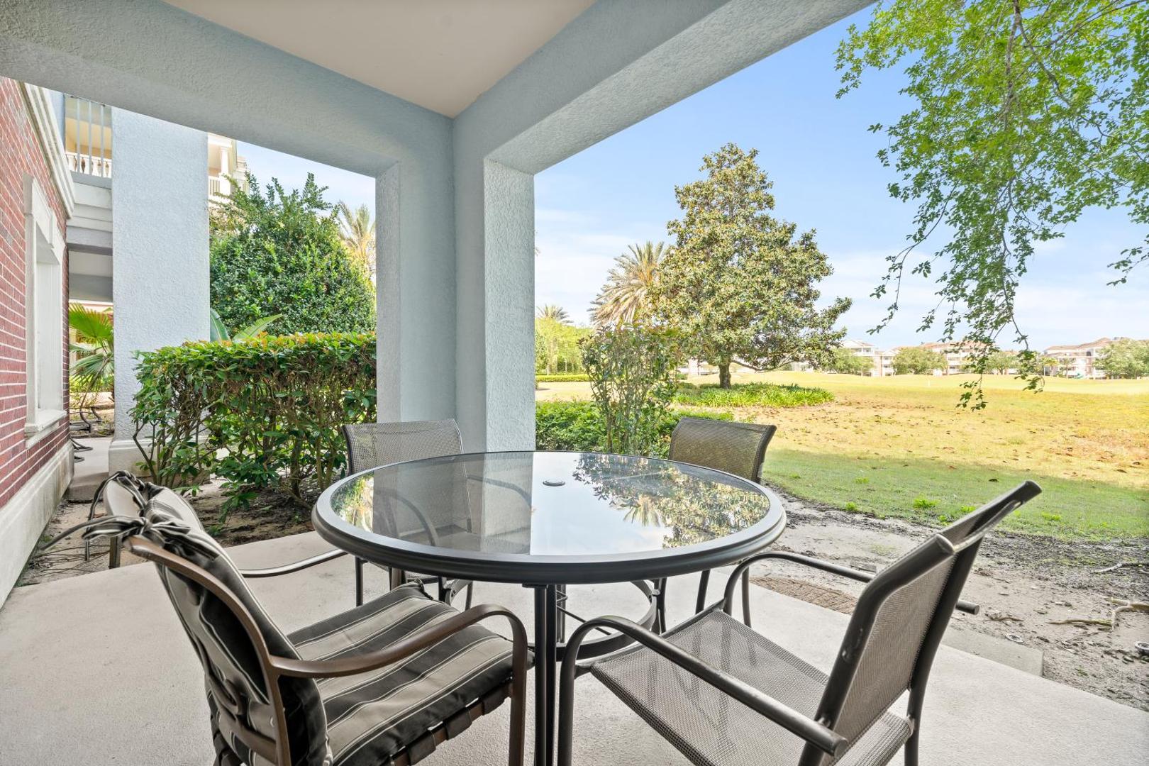 Foto 4: Sunset View, Ground Floor Condo with Private Patio, 216