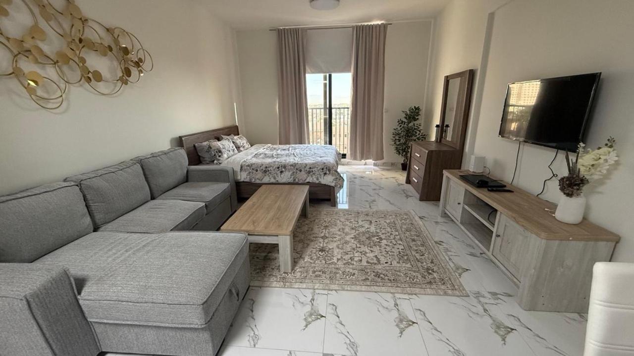 Studio - luxury, next to the beach photo 3