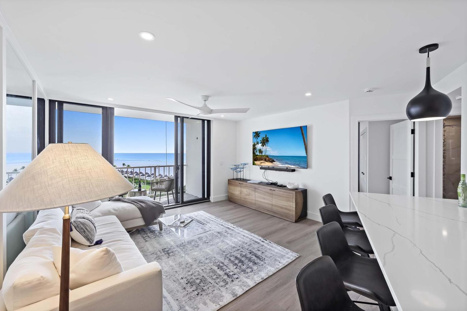 Foto 4: Beachfront condo with views of beach and spacious pool