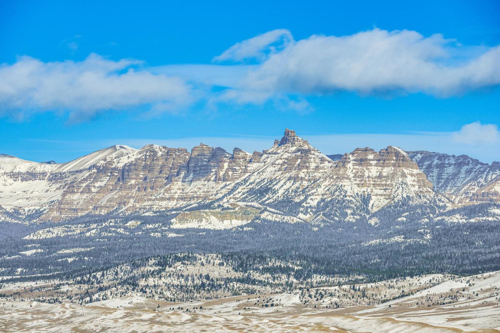 Billede 2: Views, Trails, Hot Tub and More Luxe Wyoming Oasis