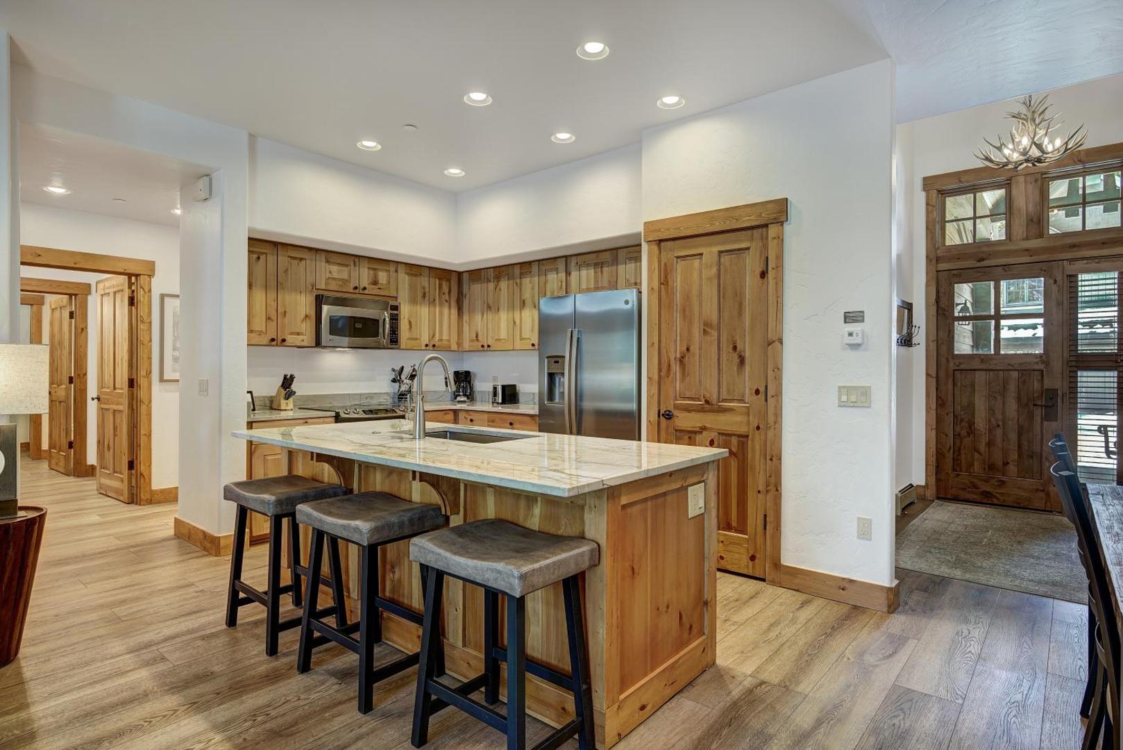 Billede 5: Updated, Modern Townhome with Private Garage condo