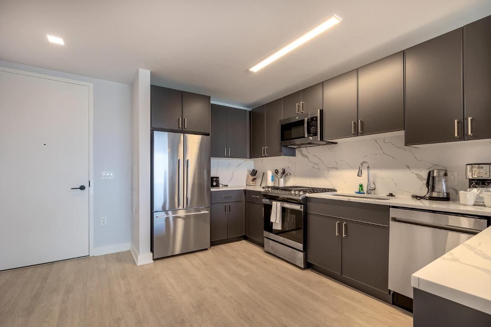 Zdjęcie 3: Chic Apt with Indoor Pool & Gym-333-2509