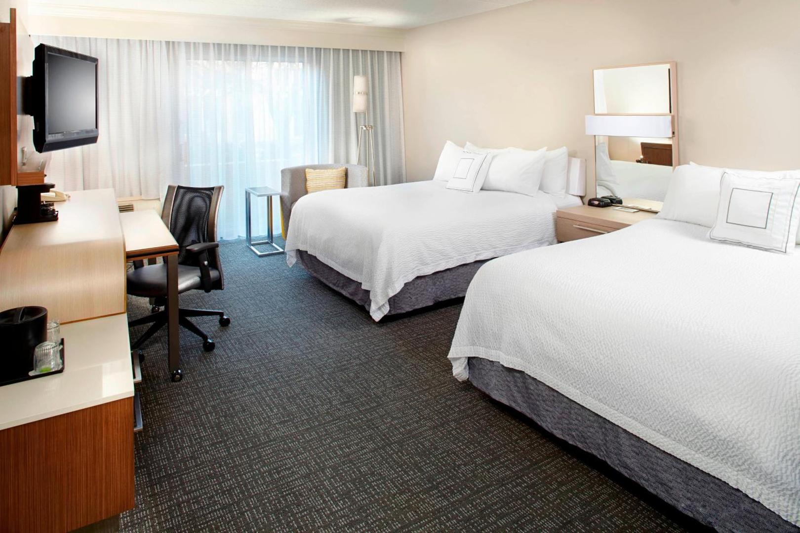 Foto 4: Courtyard by Marriott Lansing