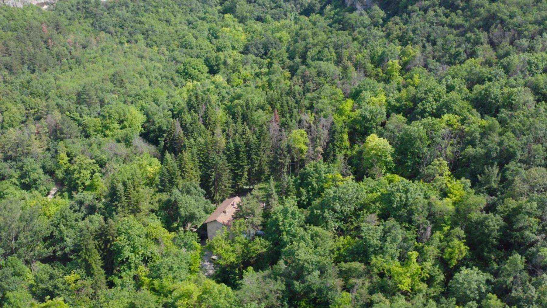 Kuva 5: Крушун - Единствена на метри от водопадите, Krushun - The only stay just meters from the waterfalls