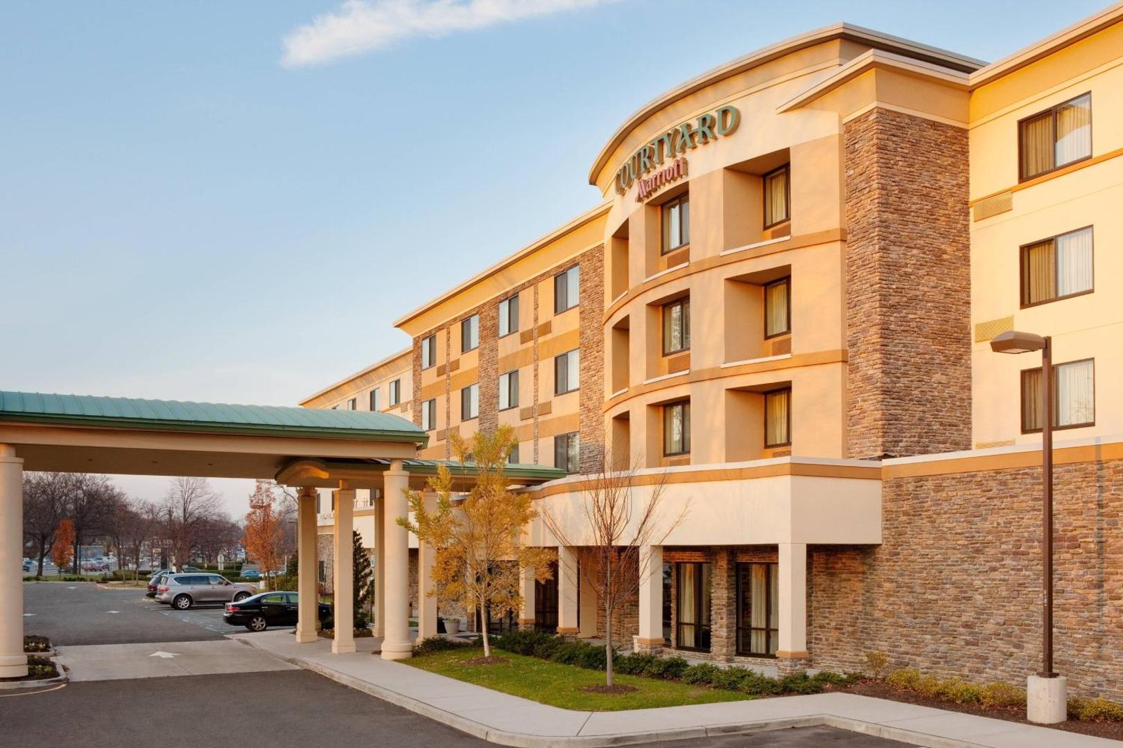 Foto 2: Courtyard by Marriott Paramus