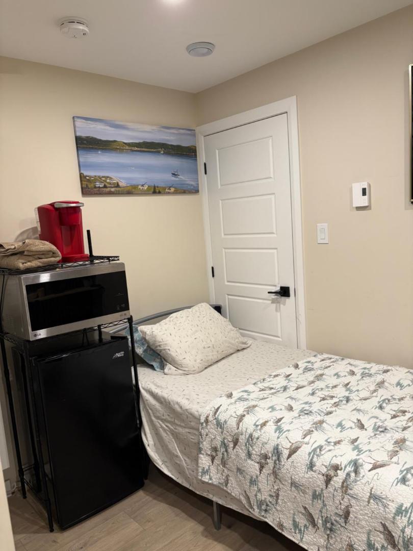 Fotografie 6: Studio unit with private entrance, 2 bed 1 bath
