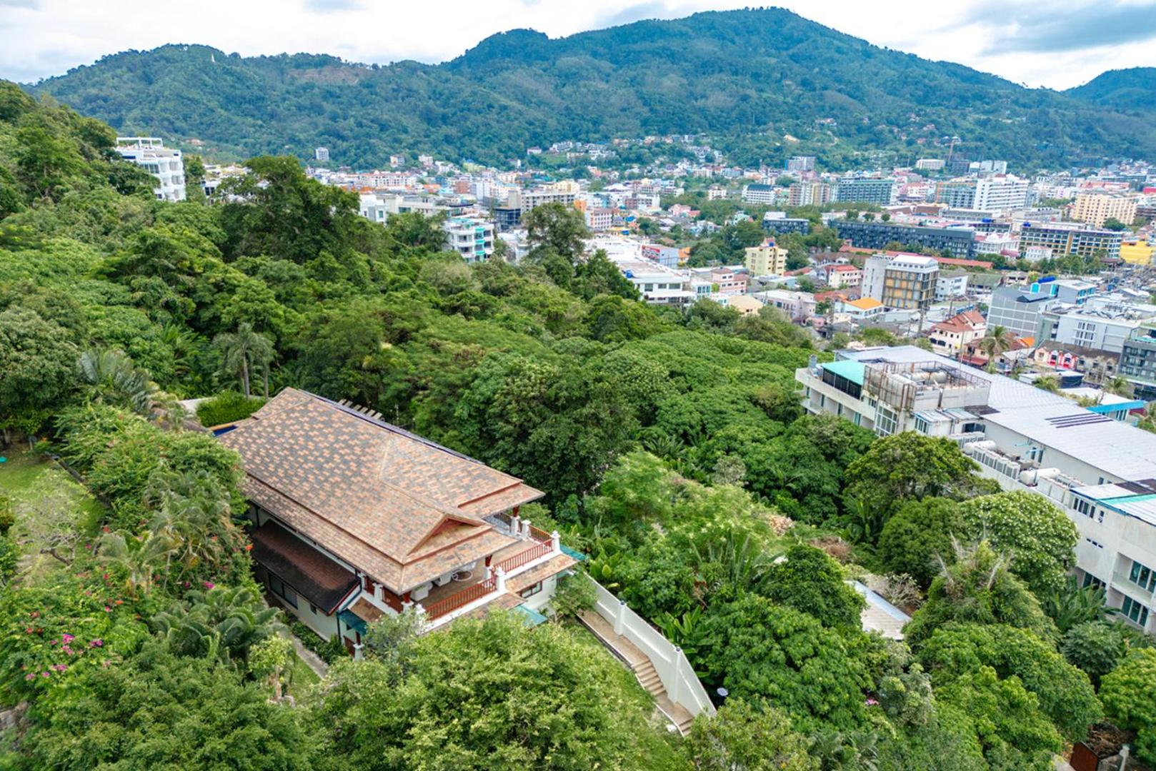 Bild 10: 芭东日月双海景别墅