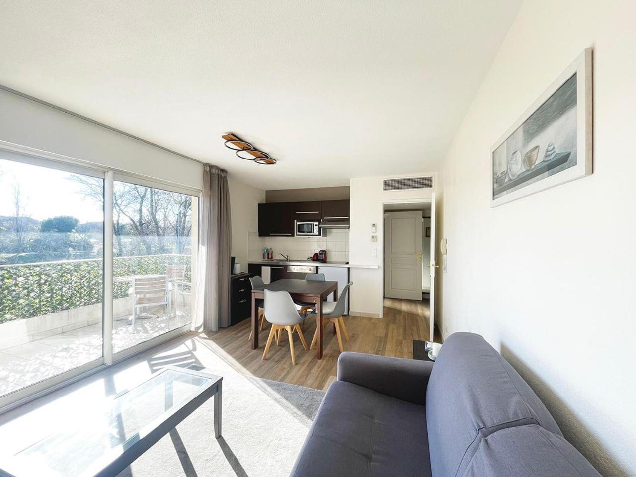 Foto 4: Studio 314 - LES SUITES DE ROBINSON - Résidence avec piscine en bord de Siagne, à Mandelieu-La-Napoule