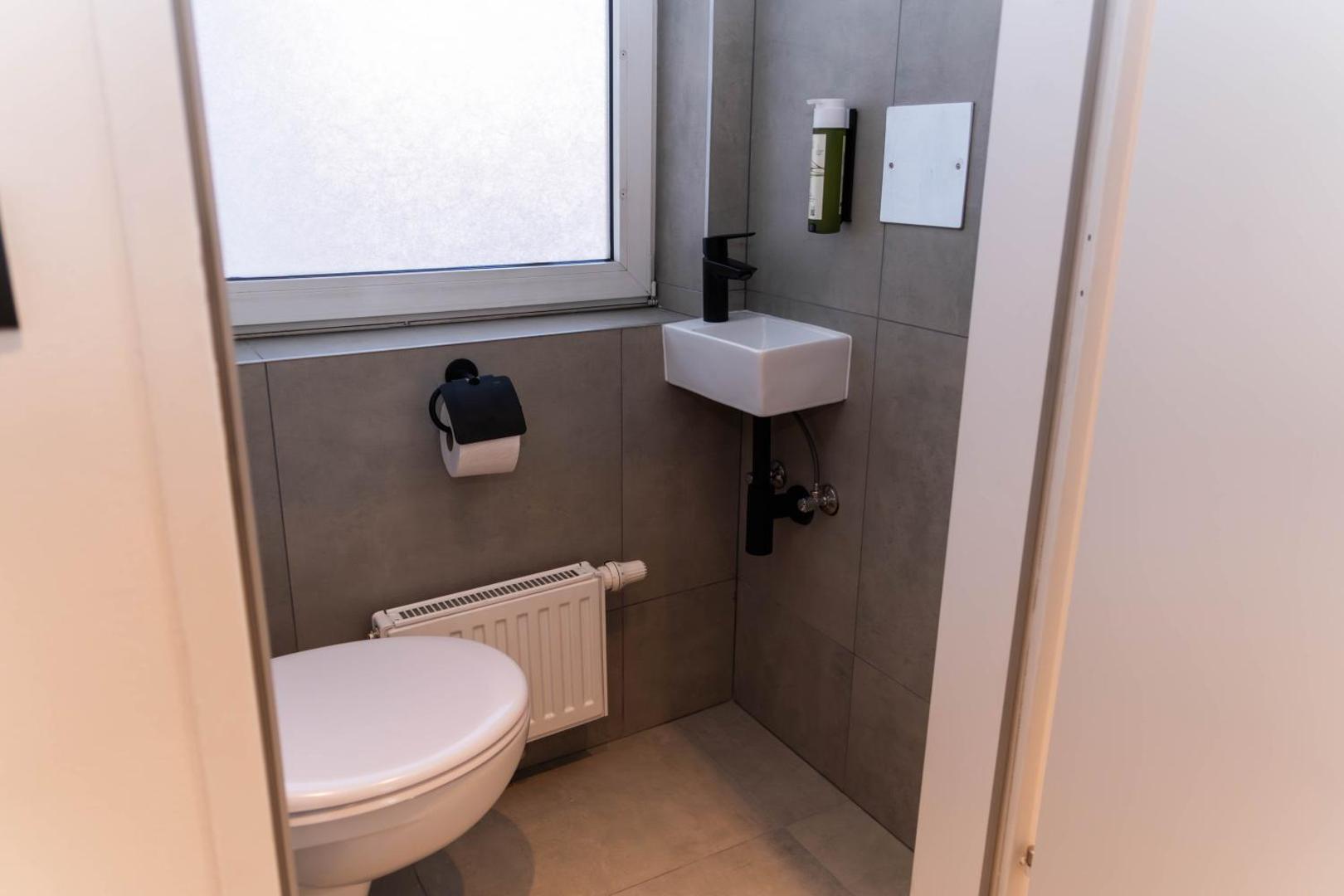 Фотография 3: MyFlat - Bright Apartment near Central Station