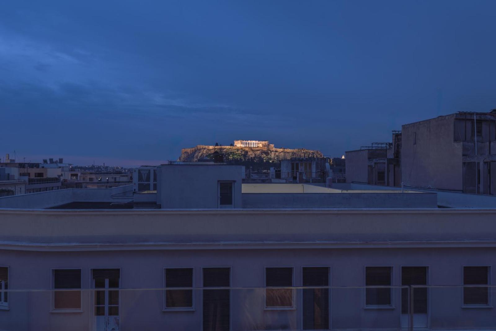 Foto 6: Sofokleous suite with Acropolis stunning view