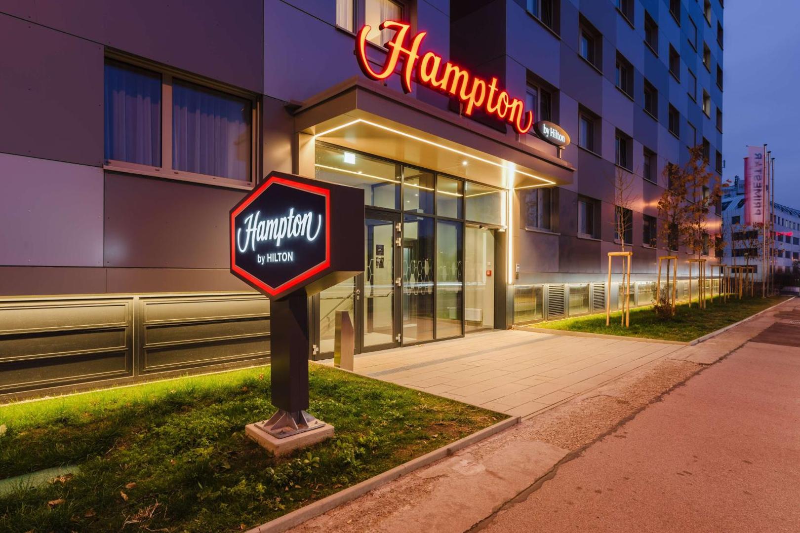 Hampton By Hilton Vienna City West photo 3