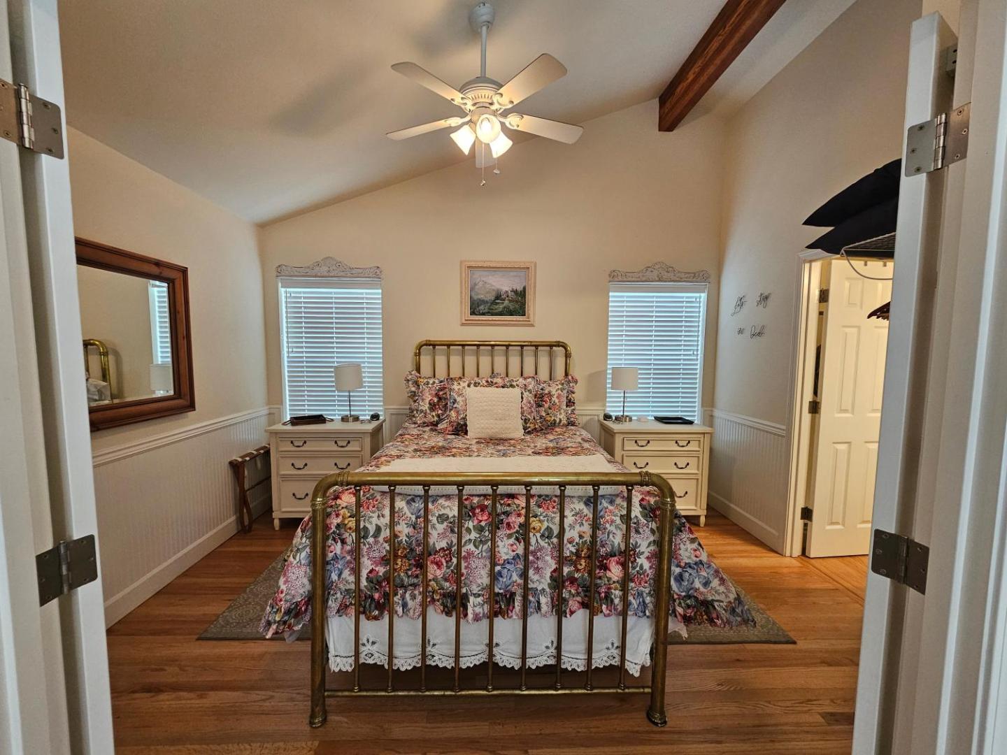 Zdjęcie 4: Charming, Private Cottage in Myrtle Creek