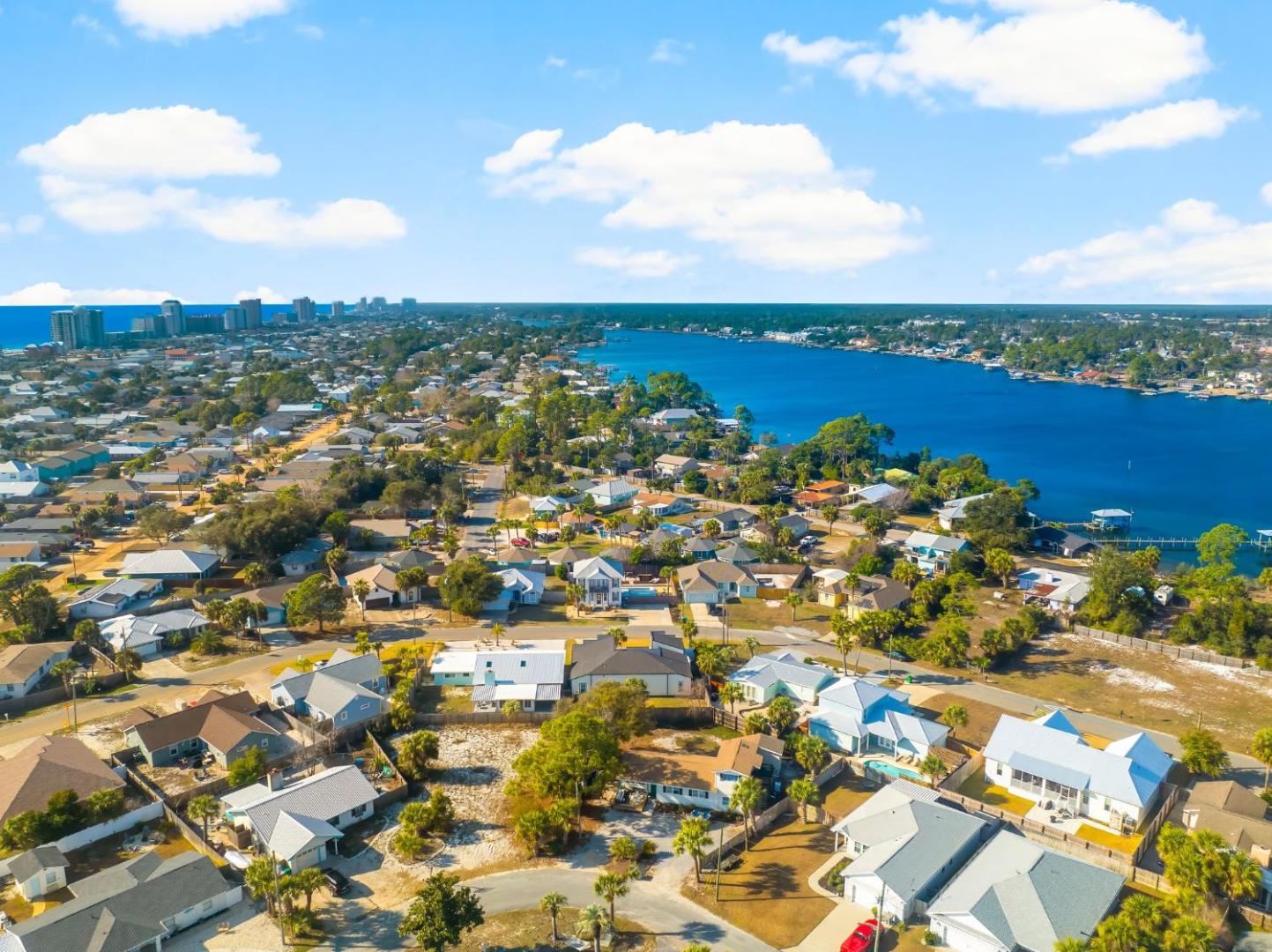 Фотография 2: Tiny Treasure by Nautical Properties Vacation Rentals